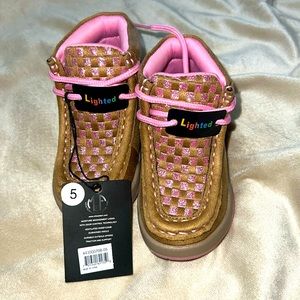 Twister baby girl shoes